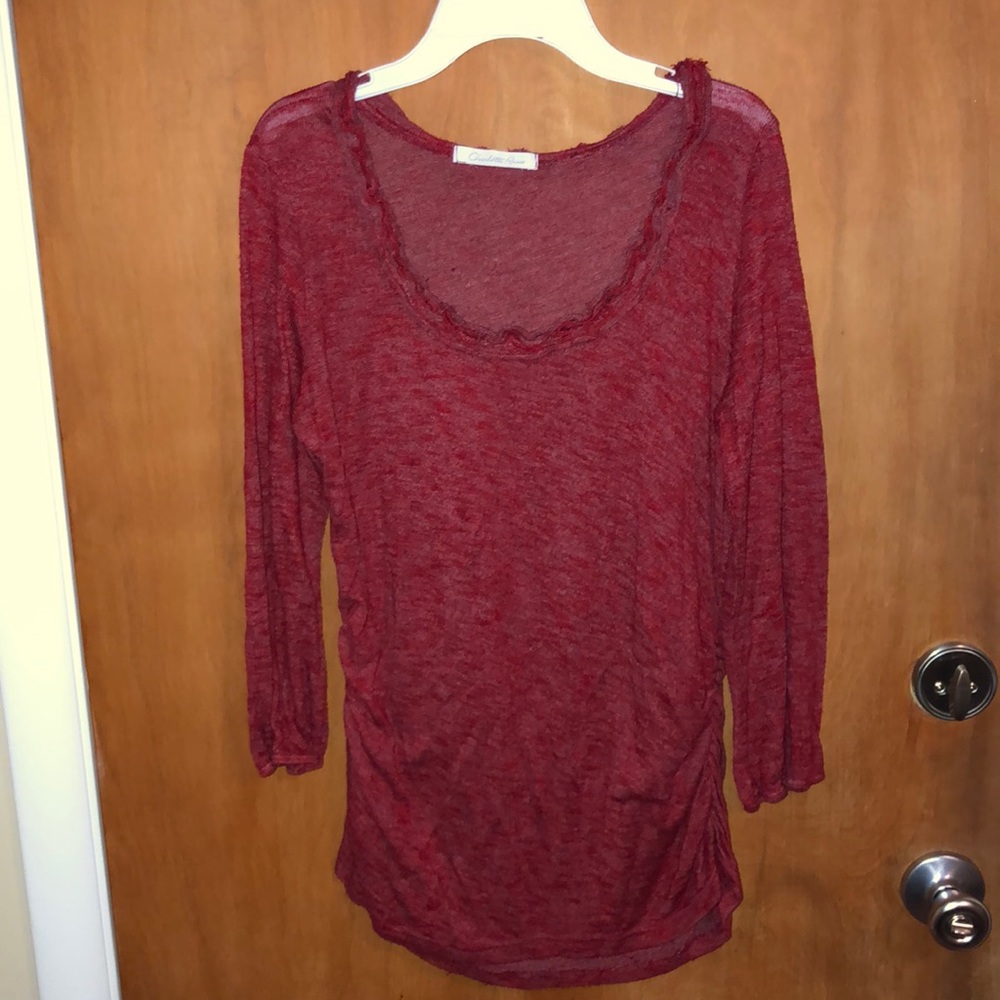 Red light-weight sweater